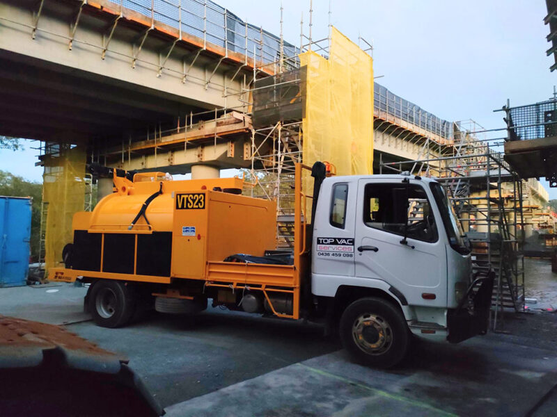 vacuum-excavation-bridge-work-munruben